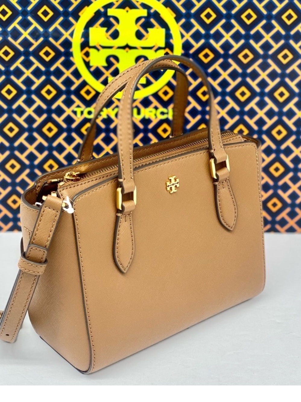 Tory Burch Tan Saffiano Leather Mini Tote
Crossbody